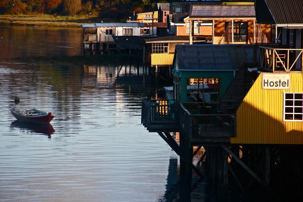 Palafito Hostel Chiloe Castro Exteriör bild